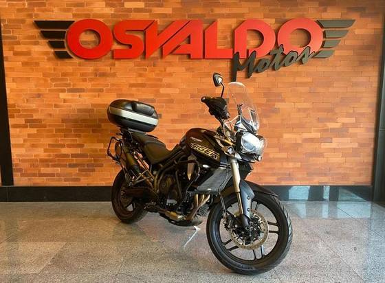 TRIUMPH TIGER 800 XRT 